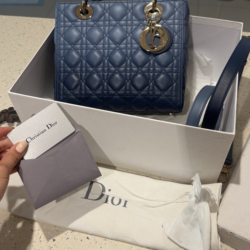 Brand new Dior bag! In store without tax 6100$ selling for 4500 - Picture 12 of 12